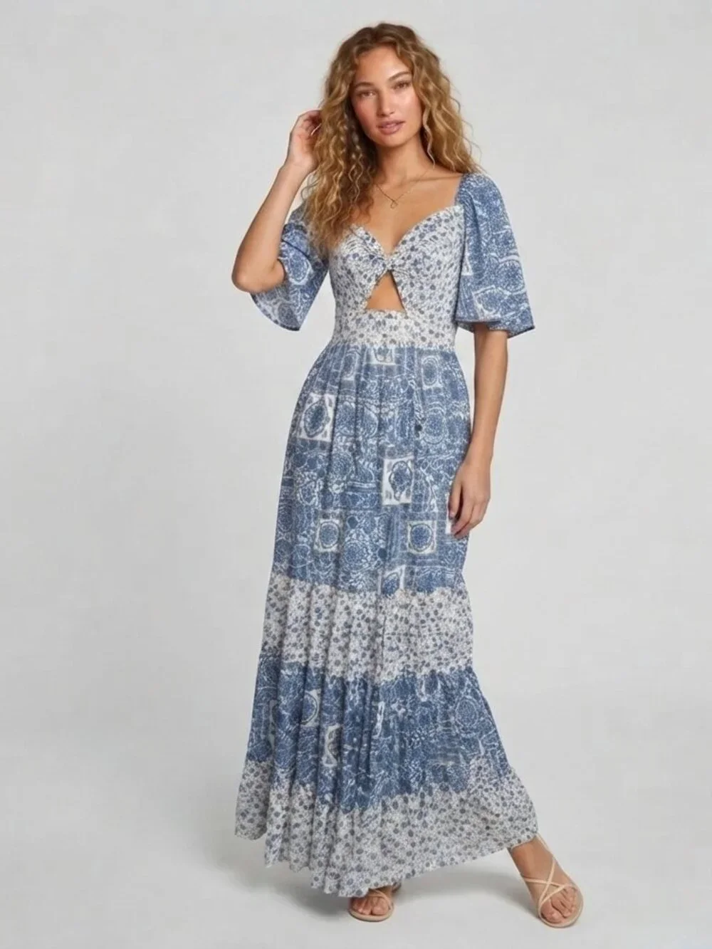 Abercrombie & Fitch White Blue Floral Twist-Front Tiered Maxi Dress 8815